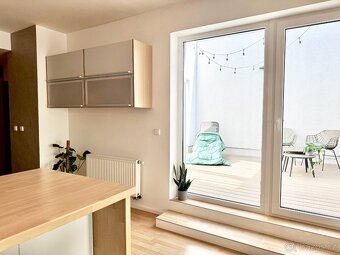 PRODEJ moderního bytu 2KK s terasou 75 m² Praha Uhříněves - 6