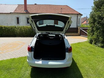 OPEL ASTRA SPORTS TOURER 1,6 CDTi, 81 kW, naj.85 tis.km - 6