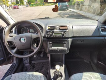 Roomster 1.4 16V 2009 - 6