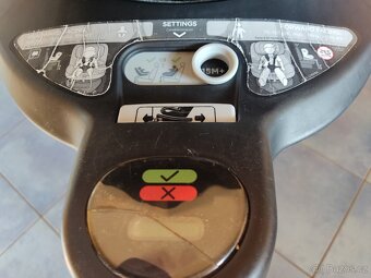 JOIE i-Spin 360 E 61-105cm dětská autosedačka - 6