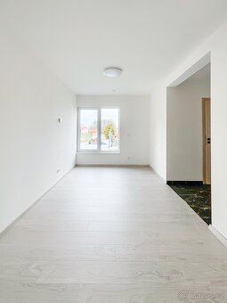 Pronájem rodinného domu 107 m², pozemek 190 m² - 6