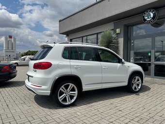 Volkswagen Tiguan 2,0 TDI 130kW R-LINE 4X4 LED PANO DPH - 6