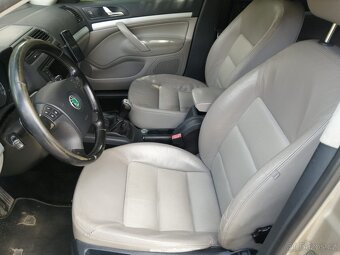 ŠKODA OCTAVIA 1,8-20V 4X4 - 6