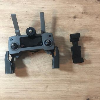 DJI Mavic 2 Zoom Fly More Combo - 6