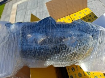 Přední světlomety Hella na VW Golf 6 - 6