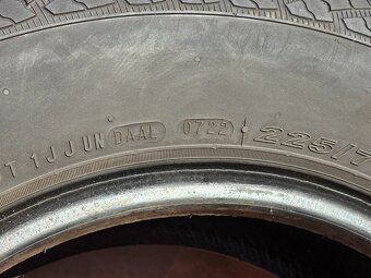 Letní Nexen 225/70/15C - 6