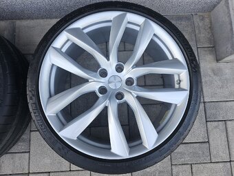 21" letní kola Arachnid Tesla model S - 6