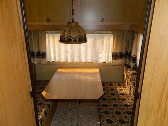 Dvouosý karavan Dethleffs - 6