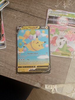 kartičky Pokémonů - 6