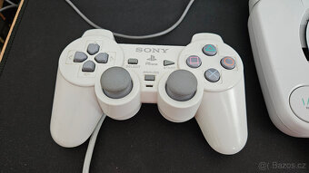 PlayStation One + LCD display + Tekken 3 - 6