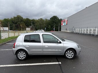 RENAULT CLIO 1,2i 43kW - rok 2008 - Klimatizace - 6