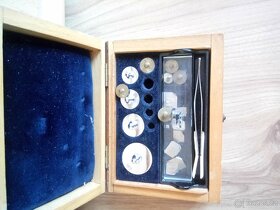 Lekarnicke váhy s vitrinou - 6