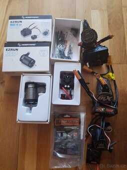 Rc diely TRAXXAS ARRMA SAVAGE - 6