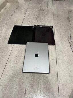 Apple Ipad 6 Generace - 6