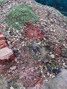 Stavební suť, cihly, drť - 6