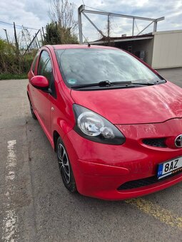 prodám toyotu aygo - 6