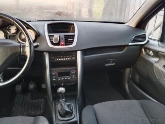 PEUGEOT 207 SW 1.6i 2007/2008 - poškozen motor - 6