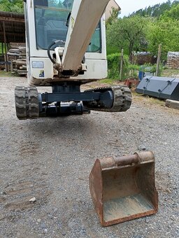 Minibagr Terex TC 16 - 6