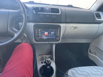 Škoda Roomster 1,4 16 V 63 KW - 6