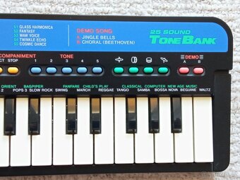 Casio SA-8 Keyboard - 6
