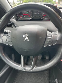Peugeot 208 1.4 hdi - 6