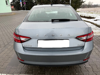 Pronájem Škoda Superb 5500,-Kč Taxi Bolt 2.0 TDI automat - 6