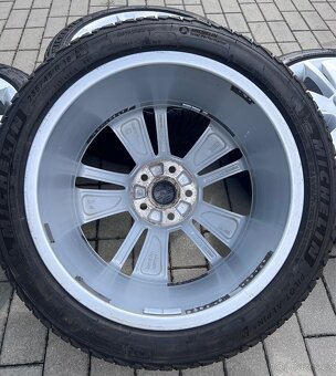 Superb - 18” Zenith + zimní 235/45 Michelin - 6
