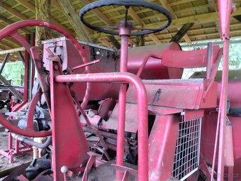 Kombajn Massey Ferguson 630 S - 6