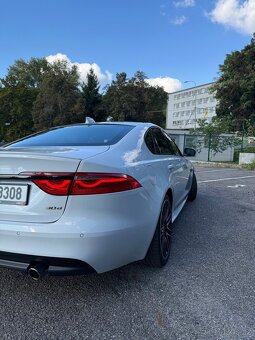 Jaguar R-Sport XF 3.0 Diesel Top Výbava, perfektní stav - 6
