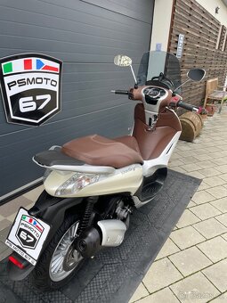 Piaggio Beverly 300 i.e. rok 2016 - 6