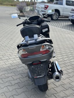Suzuki Burgman 400 2009 - 6