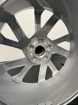 ☀️ Letní alu kola Vega, Škoda Kamiq, 5x100 r18 - 6