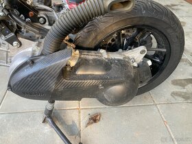 Yamaha NMAX  GPD125A  r.v.2018 - 6