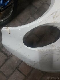 Fiat 500L přední nárazník - 6