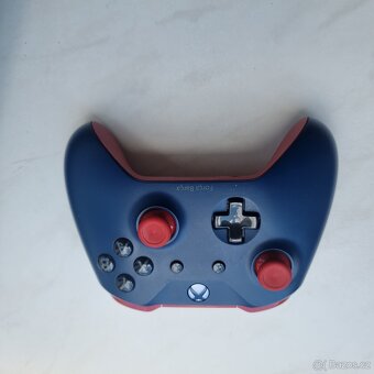 Microsoft Xbox Wireless Controller - 6