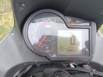 Aprilia Pegaso 650 trail - 6