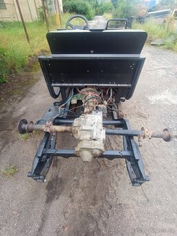 Turf-Truckster cushman - 6