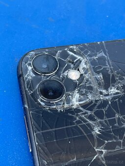 iPhone 11 - 6