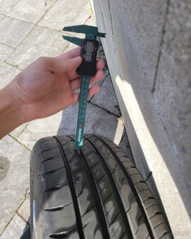 Letní sada R17 superb 5x112 215/55/17 - 6
