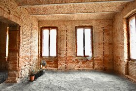 Rodinný dům (bývala budova soudu) v Lipové, okr. Děčín - 6