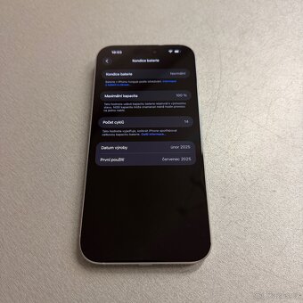 iPhone 16 Pro Max 256GB bílý, 100% baterie, rok záruka - 6