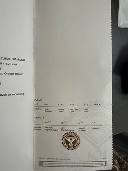 Zlatý prsten s diamantem - 6