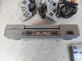 Playstation 1 první verze - 6