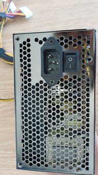 PC zdroj 400 W - 6