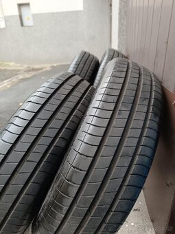 Pneu Michelin 175/60R18 Toyota Aygo - 6