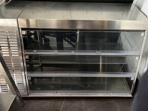 Prodáme zařízení ze zrušené prodejny a skladu - 6