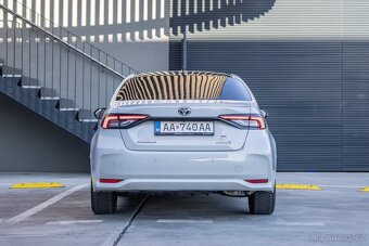 Toyota Corolla 1.8 Hybrid GR SPORT - 6