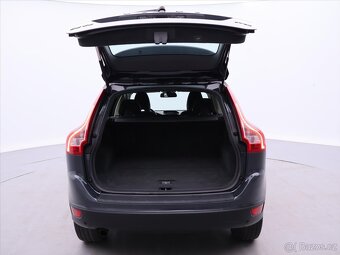 Volvo XC60 2,0 D4 120kW DrivE Momentum (2010) - 6