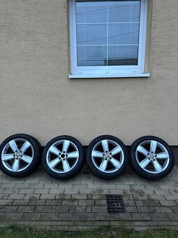 Prodám nový zimní Volkswagen alu kola - 6