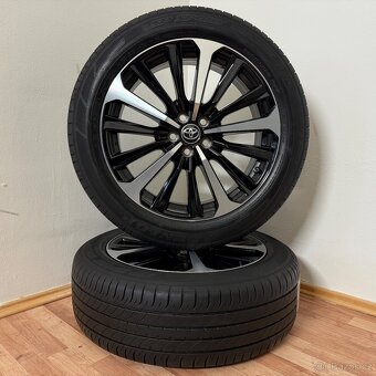 TOYOTA HIGHLANDER 5x114,3 R20 ET35+LETNÍ 235/55R20 7mm - 6